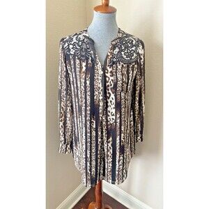 Black Label by Chico's Size 00 (XS/2) Leopard Print Zipper Detail Back Tunic Top